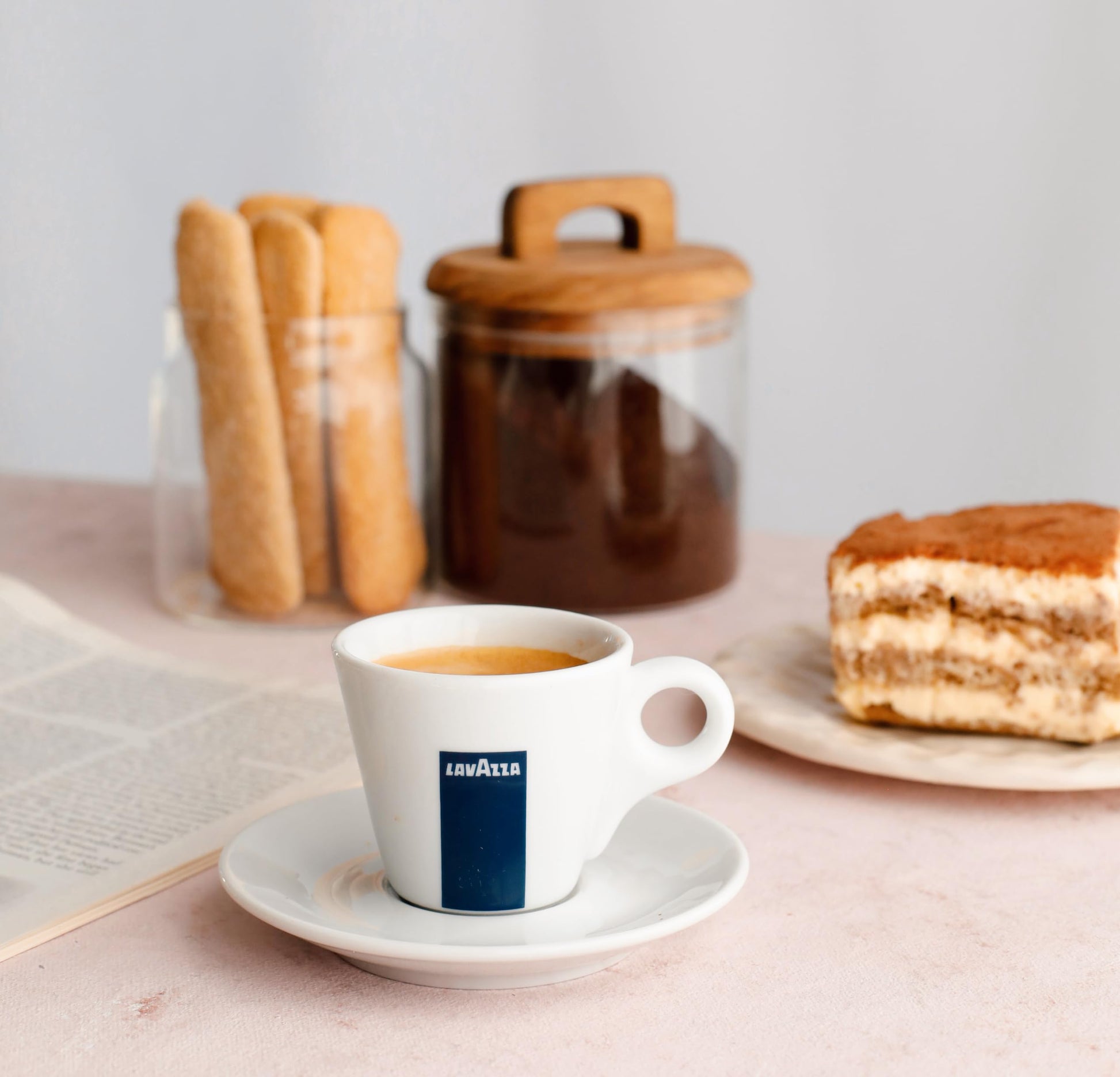 premium-ground-coffee-lavazza