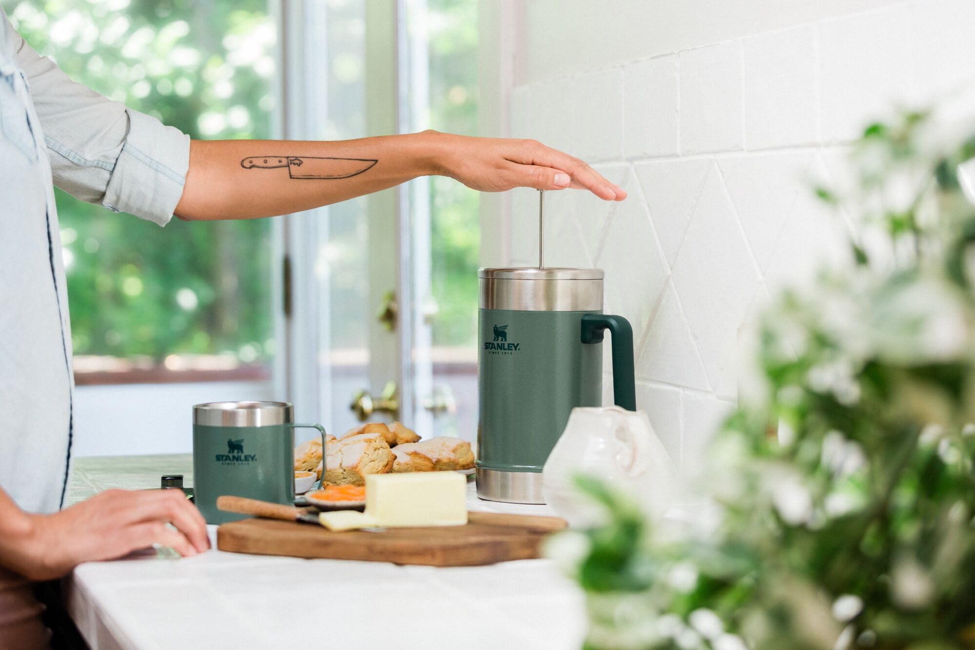 smooth-bold-flavor-instant-coffee