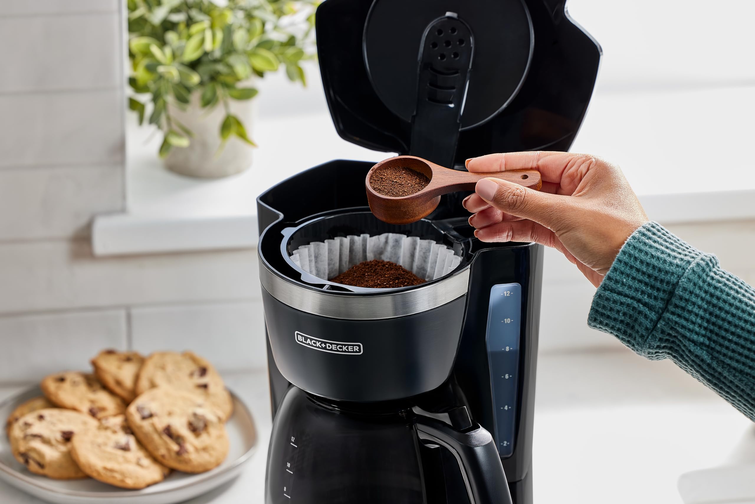 premium-instant-coffee-black-decker