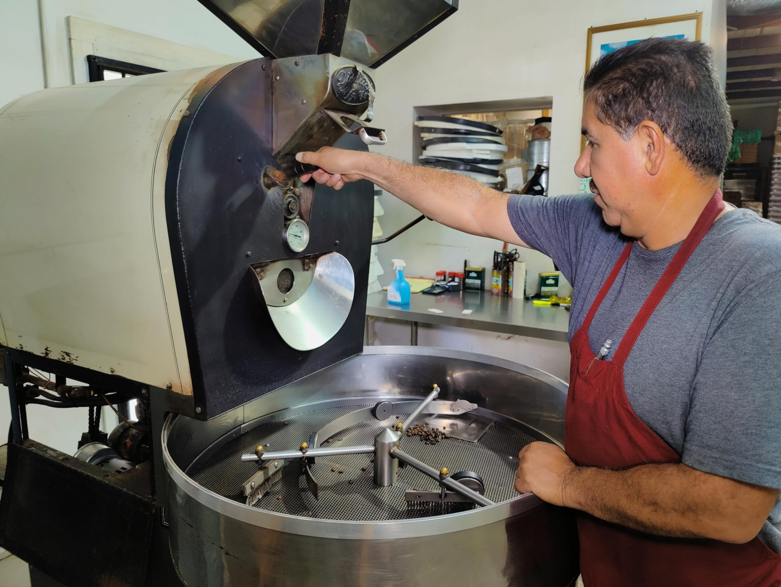 smooth-bold-flavor-instant-coffee